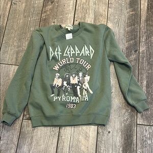 Def Leppard Pyromania sweatshirt size small